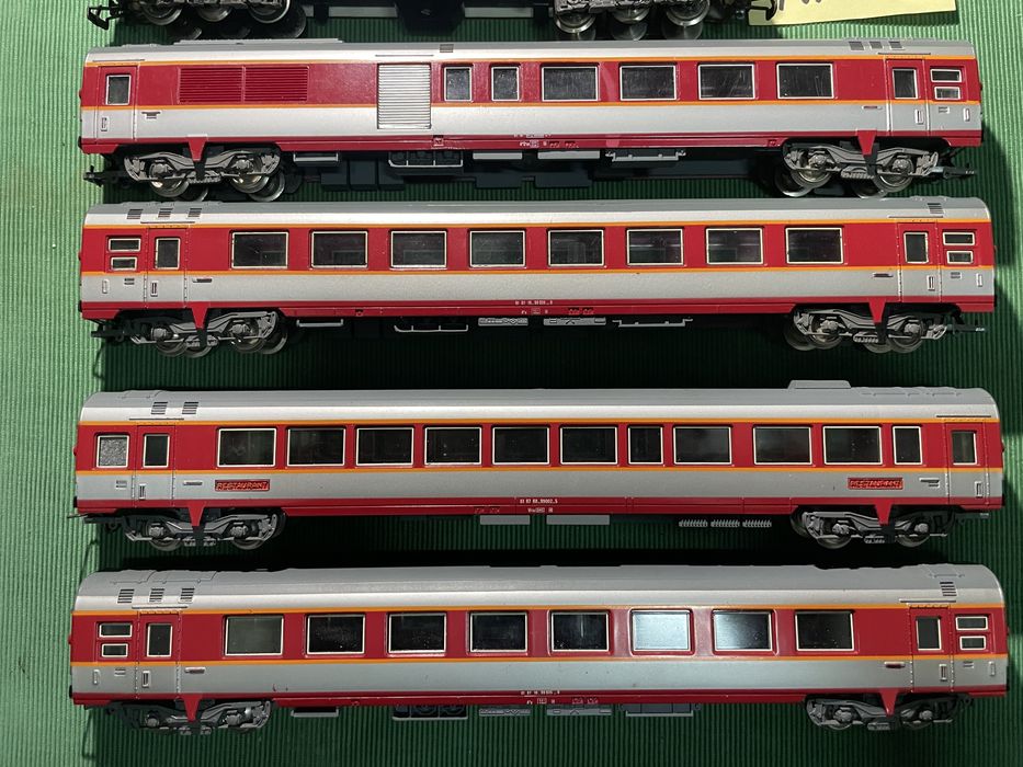 Comboio SNCF Grand confort CC 6500 Jouef Ho