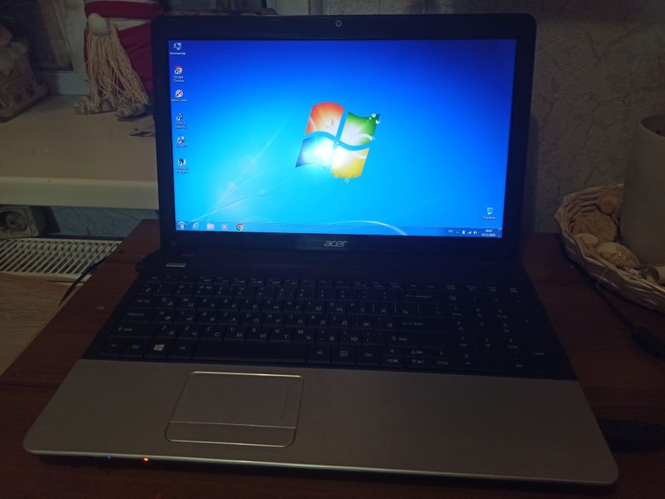 Ноутбук  Acer Aspire E1-571g