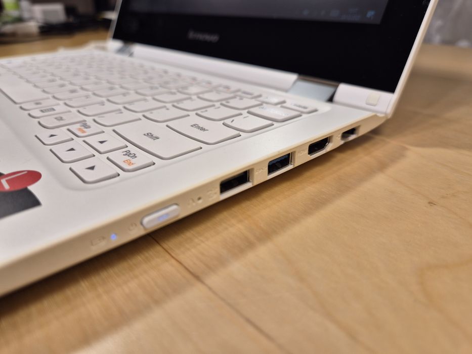 Laptop Lenovo Yoga 300 (w pełni sprawny)