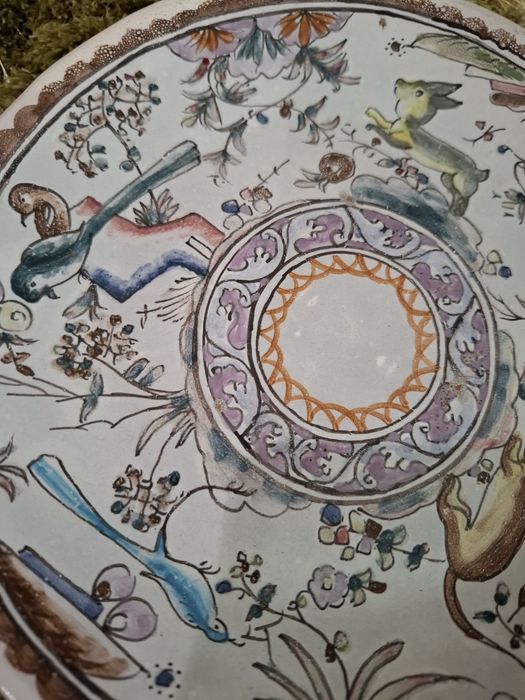 Prato decorativo com pintura artesanal