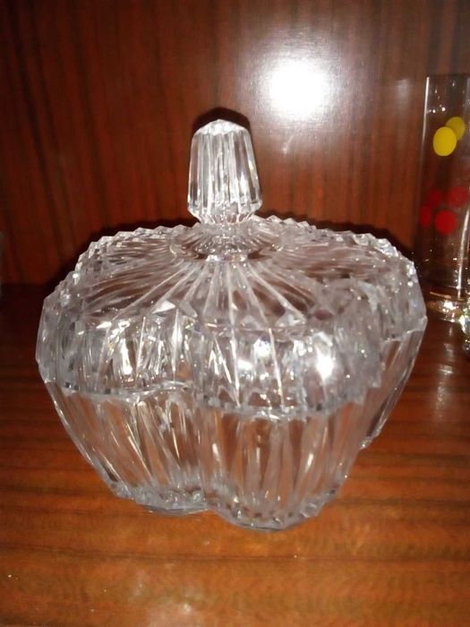 цукорниця кришталева часів СРСР