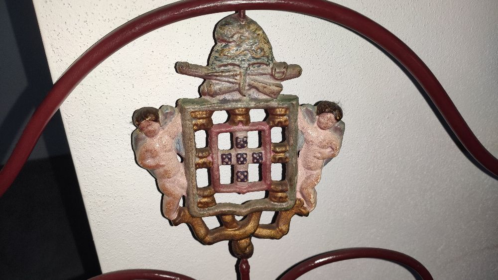 Cama de ferro com colchão