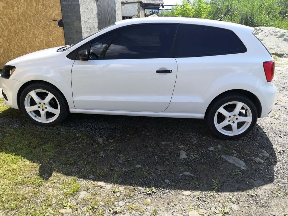 Автомобіль Wolksvagen Polo 2017 рік 1.2 TSI бензин машина хетчбек фольцваген поло білий колір офіціал