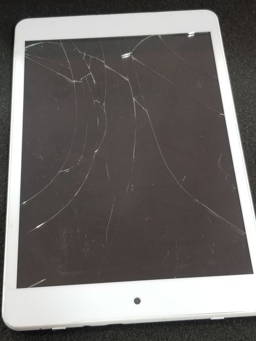 Планшет Bravis NP844 "8gb"(LG LTE “16gb”