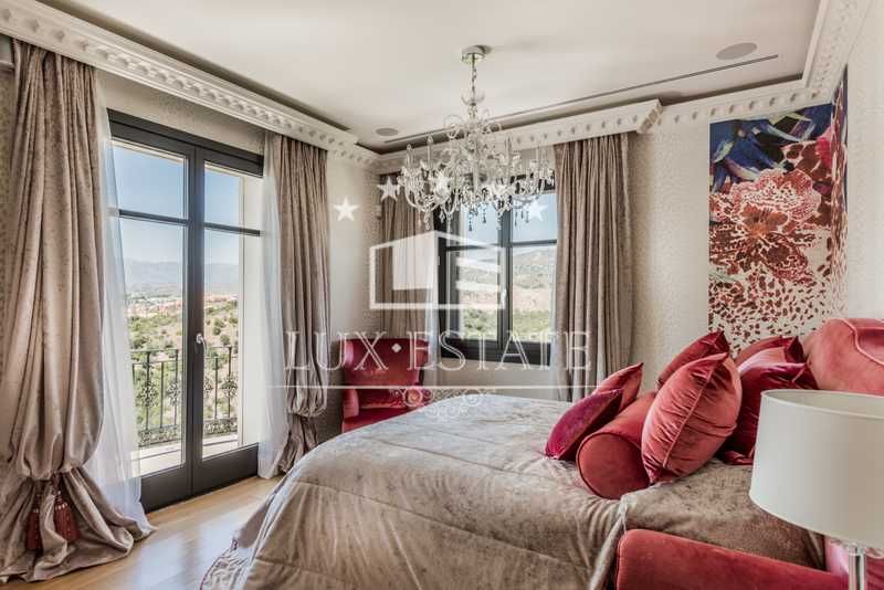 Роскошная вилла с 7 спальнями в Асьенда Лас Чапас, Восточная Марбелья.