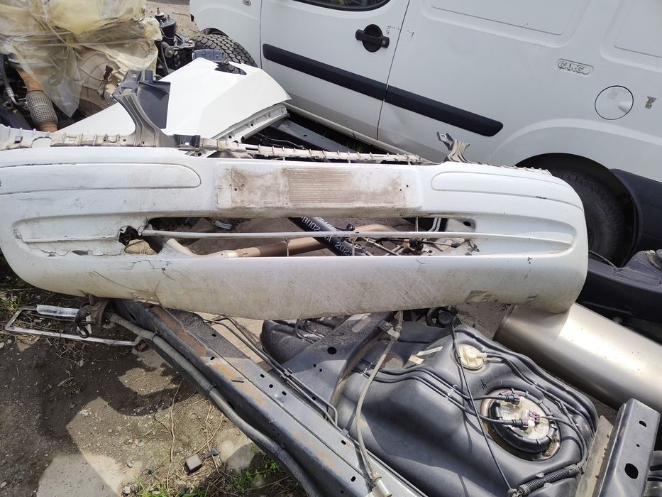 Передний бампер вито 639 ( vito 639 )