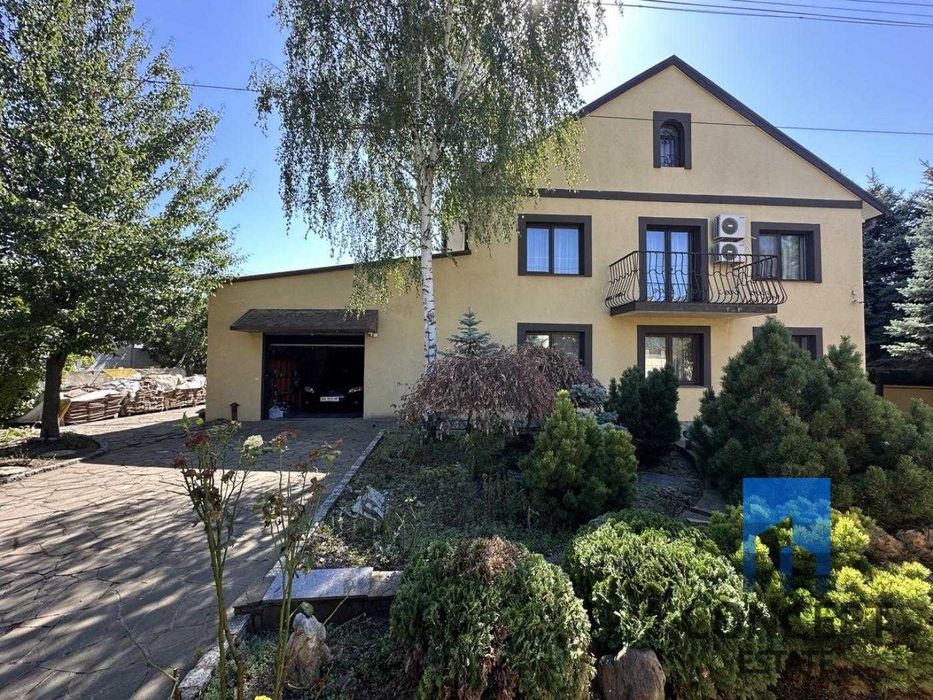 Продам просторный дом в Кристальном. Спа, бассейн. Новоалександровка!