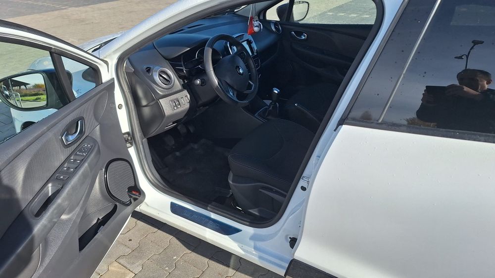 RENAULT Clio IV Grandtour