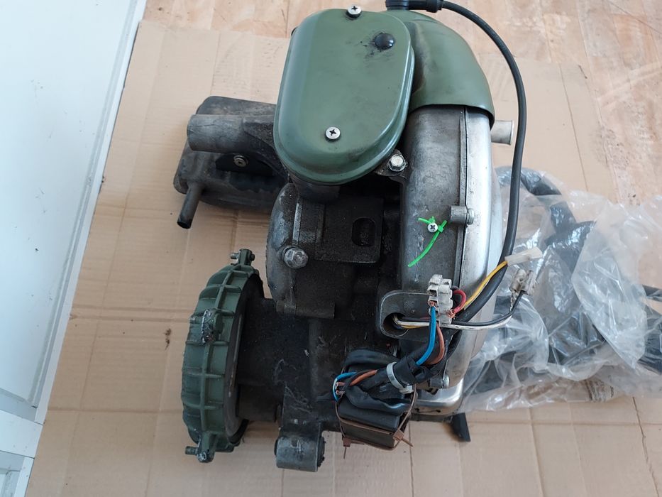 Motor vespa gl150/160