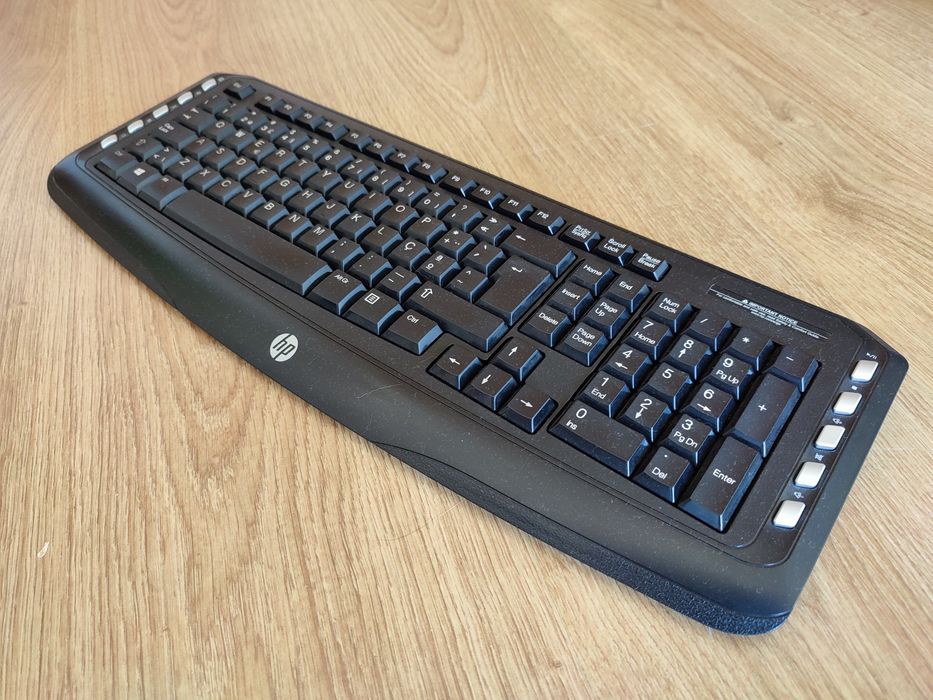 HP Keyboard and Mouse64283968352258122