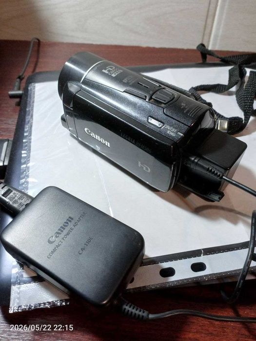 Цифрова відеокамера Canon Legria HF M506