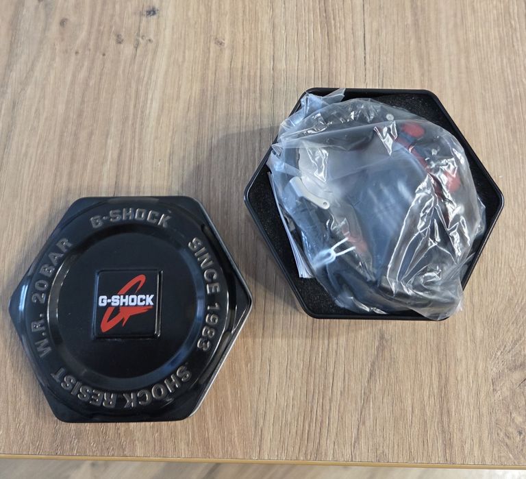 Nowy CASIO G-Shock Original GA-100-1A4ER Czarno-czerwony


Menu
Bądź n