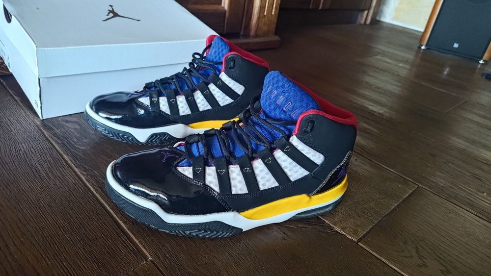 Buty Nike Jordan Max Aura Skóra 41 26 cm.