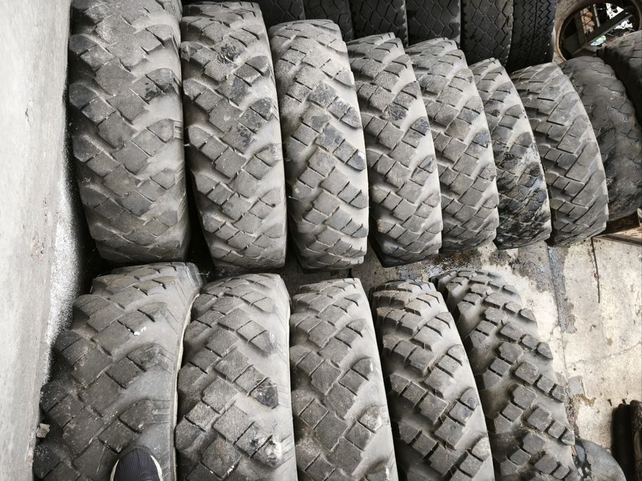 Шина покришка резина скат ЗИЛ 131 12.00 R20 КИ-113