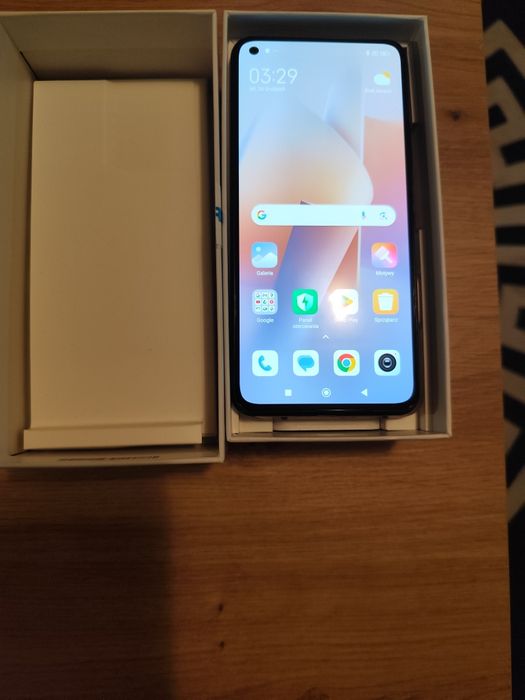 Xiaomi 11 lite 5g Ne stan jak nowy plus szkło