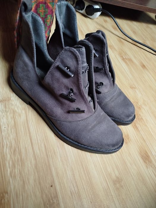 Ботінки жіночі р.37-38