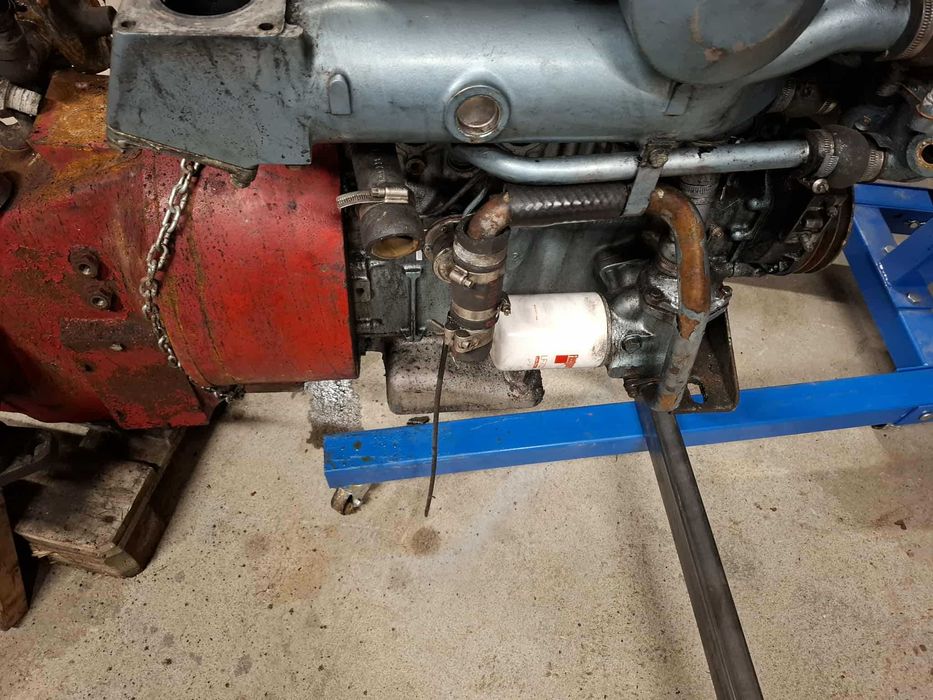 Sprzedam silnik Perkins 4 cylindrowy