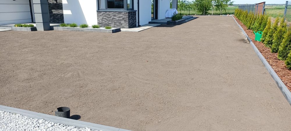 Firma Ogrodnicza "Mazurek" - Usługi ogrodnicze. Mycie kostki brukowej