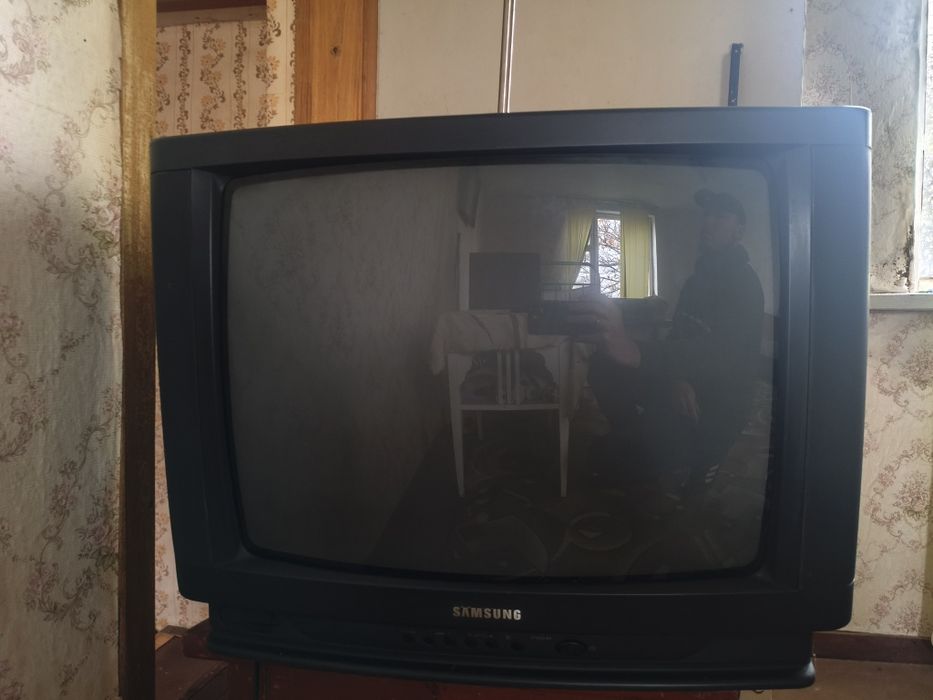 Телевізор Samsung 21 дюйм