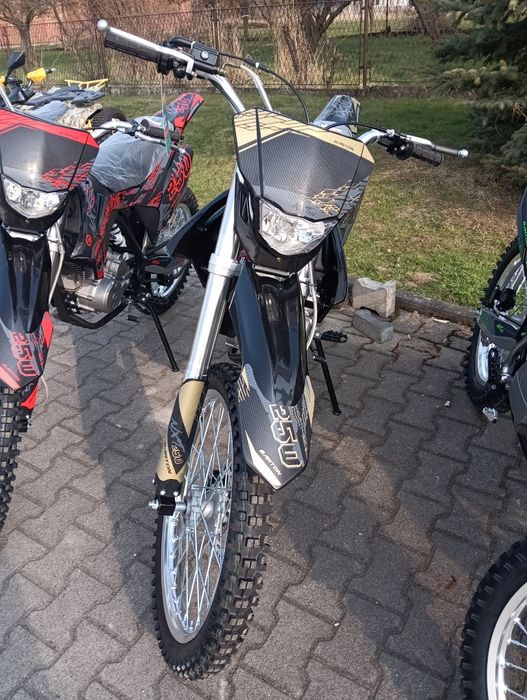 Cross Barton  NXT 250 cc raty kredyt