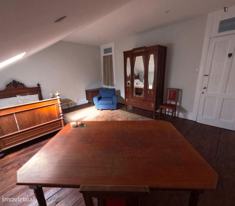 Quarto - localizado em Bonfim Porto