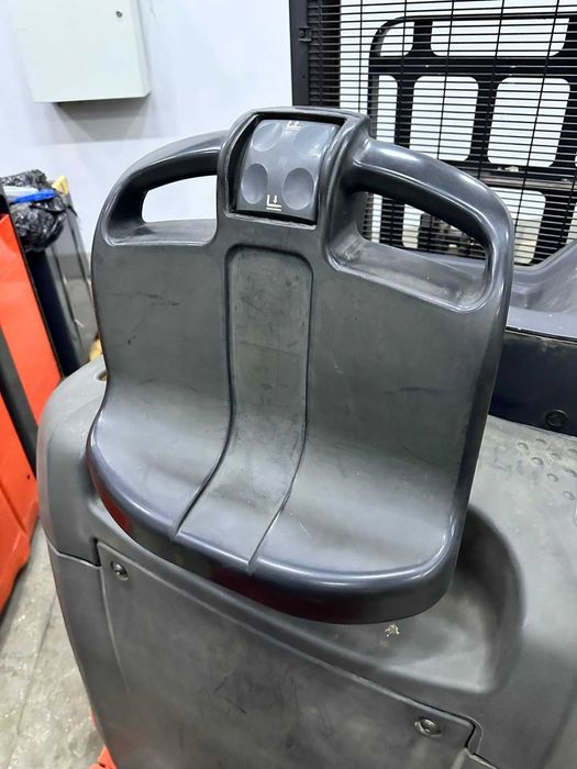 Комплектувальник замовлень LINDE N 20 LX. Висота підйому 960 мм.
