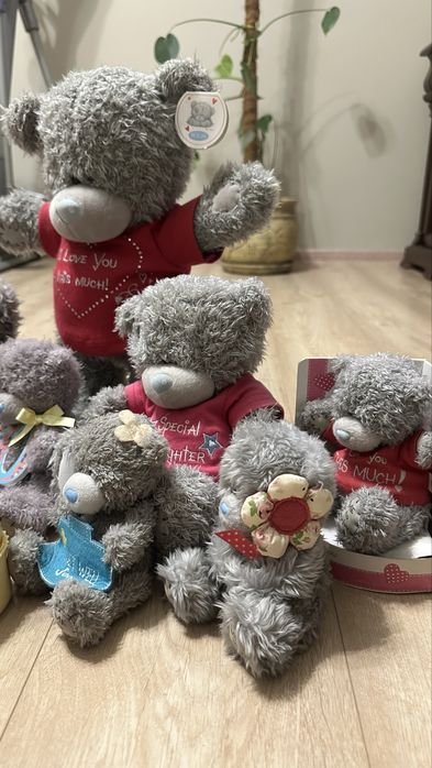 колекцію плюшевих ведмедиків Me to You Tatty Teddy.