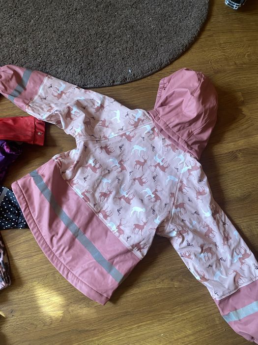 курточка не промокаюча на флісі для дівчинки