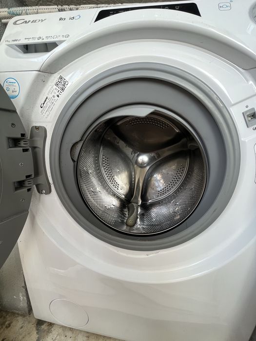 Máquina de Lavar Roupa Candy RapidÓ 11kg – 1400rpm