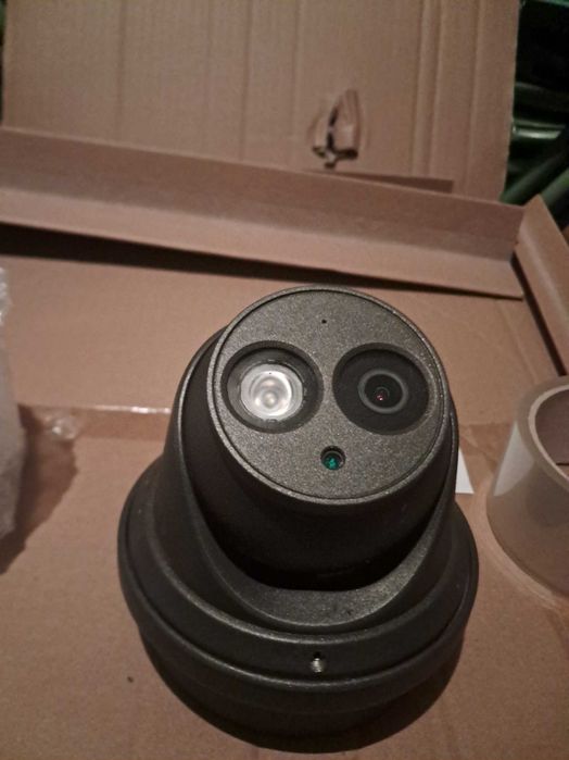 3 Câmaras de Vigilância DAHUA com Gravador