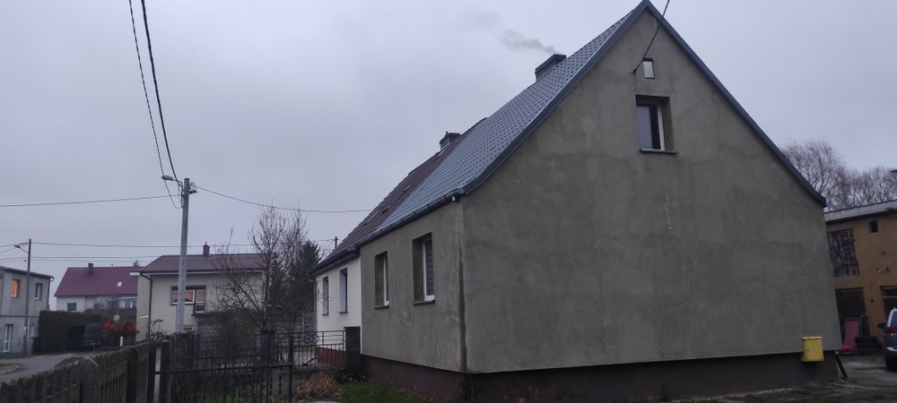 Dom jednorodzinny z garażem i działką 9 arów