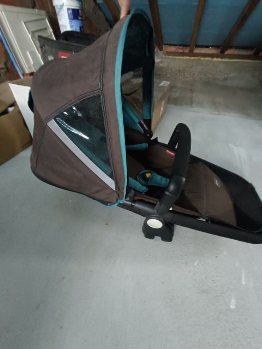 Carrinho de bebê mais Kit completo