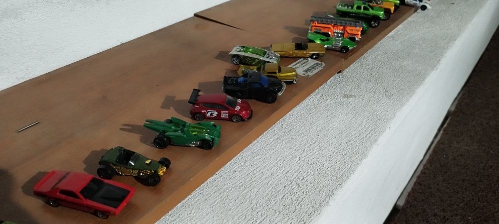 Carros Hotwells originais