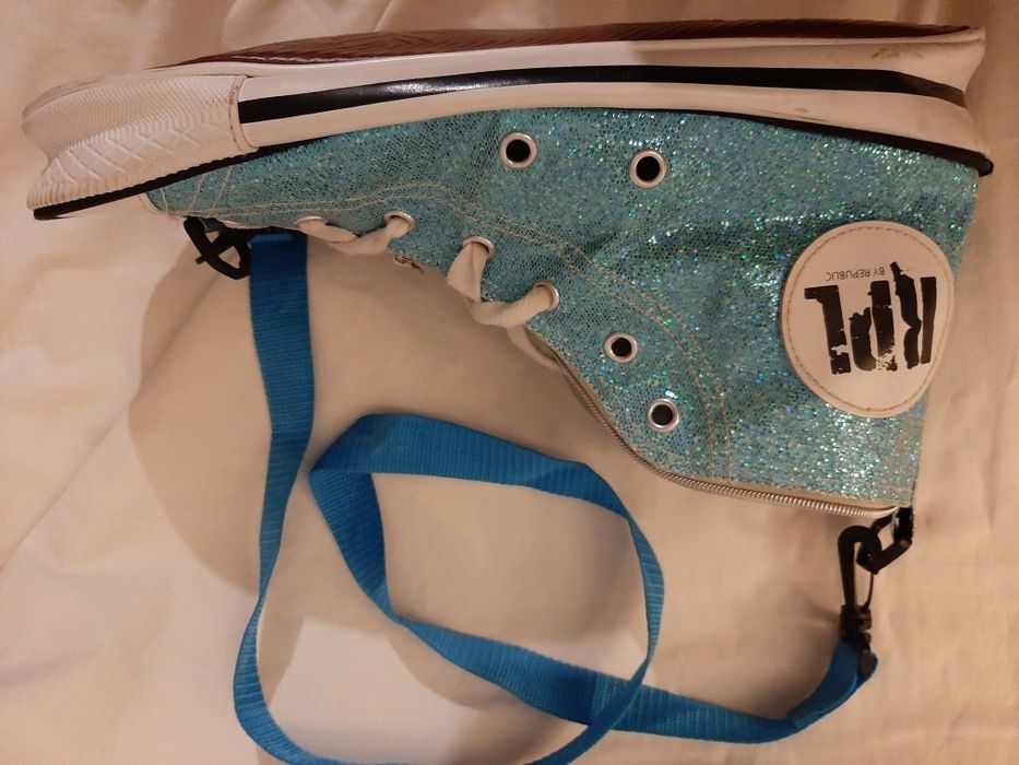 0ryginalna torebka. but