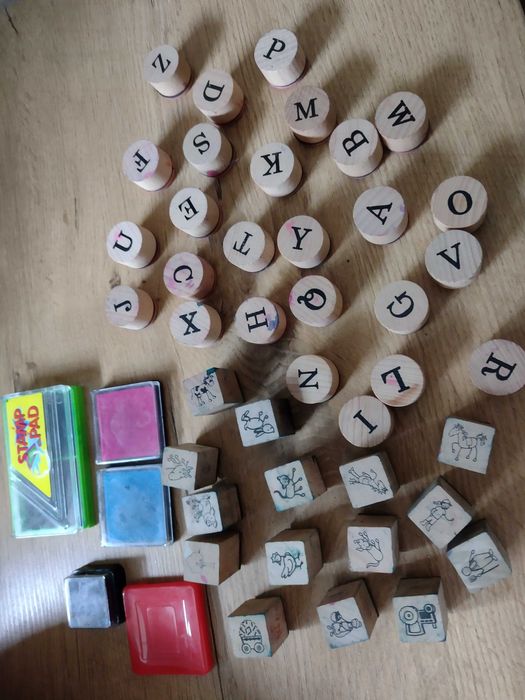 Pieczątki literki ,obrazki