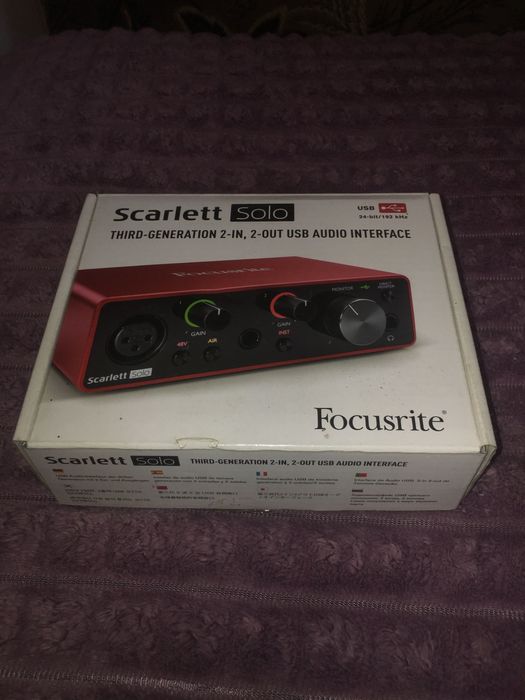 Продаю Аудіоінтерфейс Focusrite Scarlett SOLO 3rd Gen