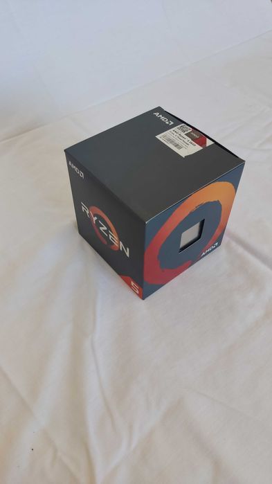 AMD Ryzen 5 2600 + Cooler Original + Caixa Original