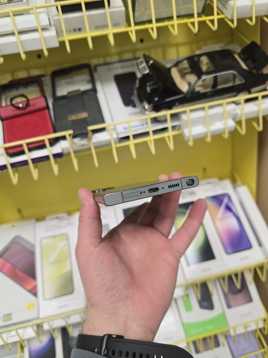 Samsung Galaxy S23 Ultra 12/256gb