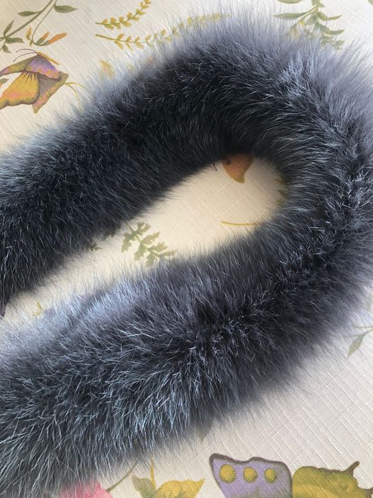 Grafitowy granat lis naturalne obszycie na kaptur jak nowe 70 cm