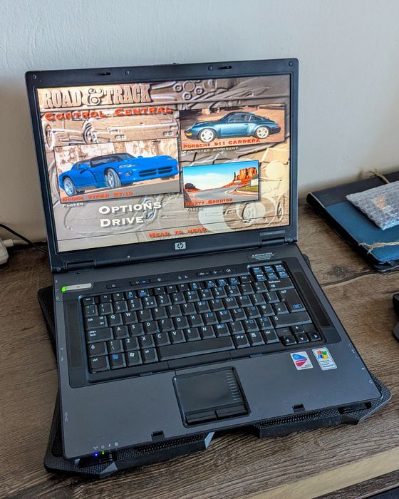 HP Compaq nx8220 Windows XP Retro Gaming