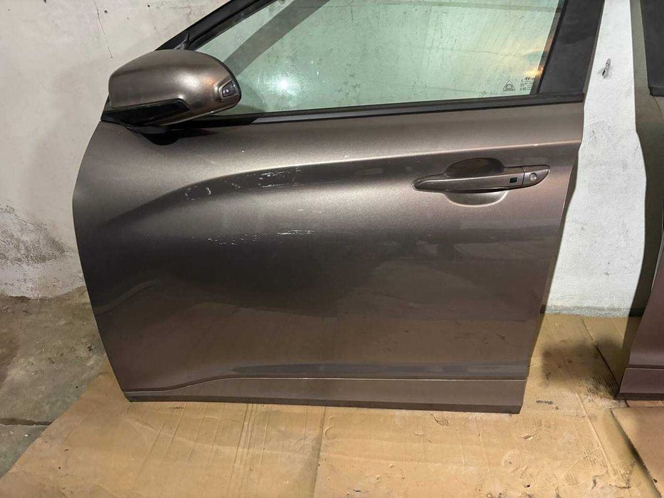 Двері Hyundai kona electric колір YG7 B6S кона хюндай дверь двери