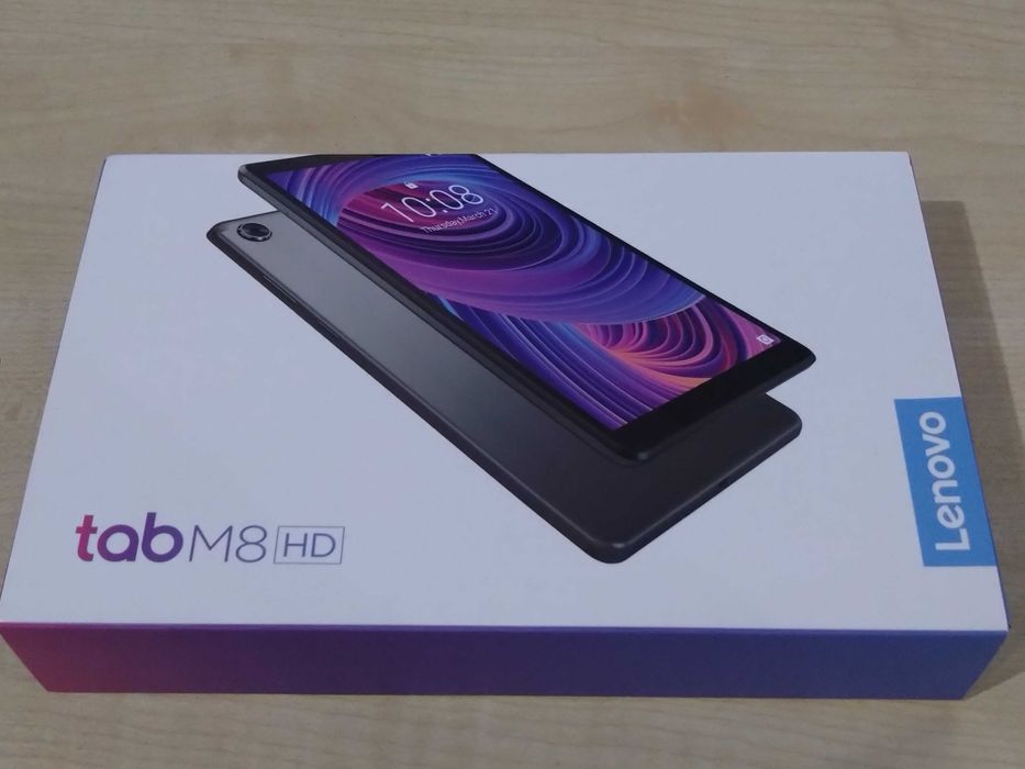 Lenovo Tab M8, używany + oryginalne akcesoria