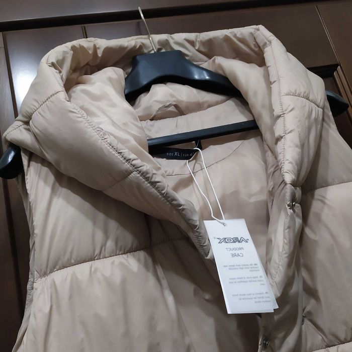 Жилетка жіноча з капюшоном р. 48-52