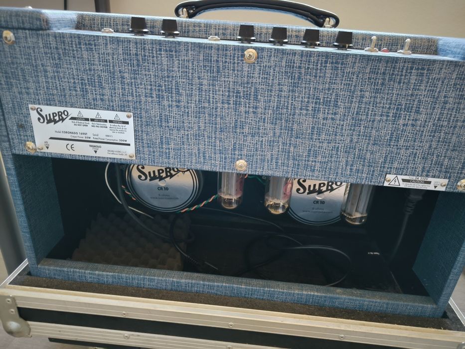 Vendo Amplificador, synth, case