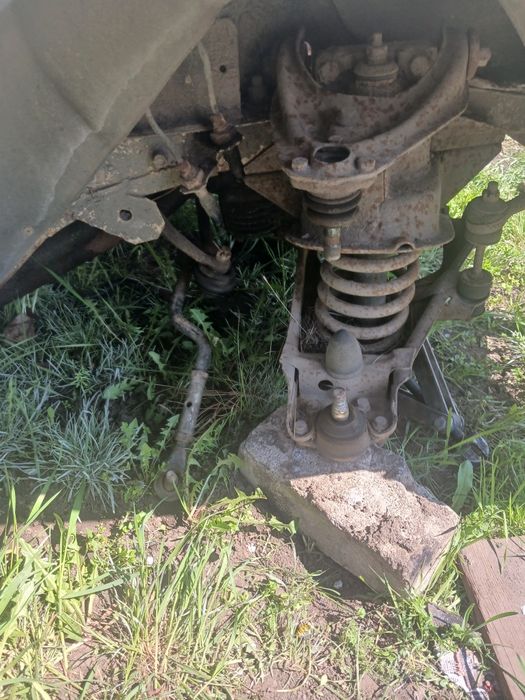 Продам запчастини москвич 412