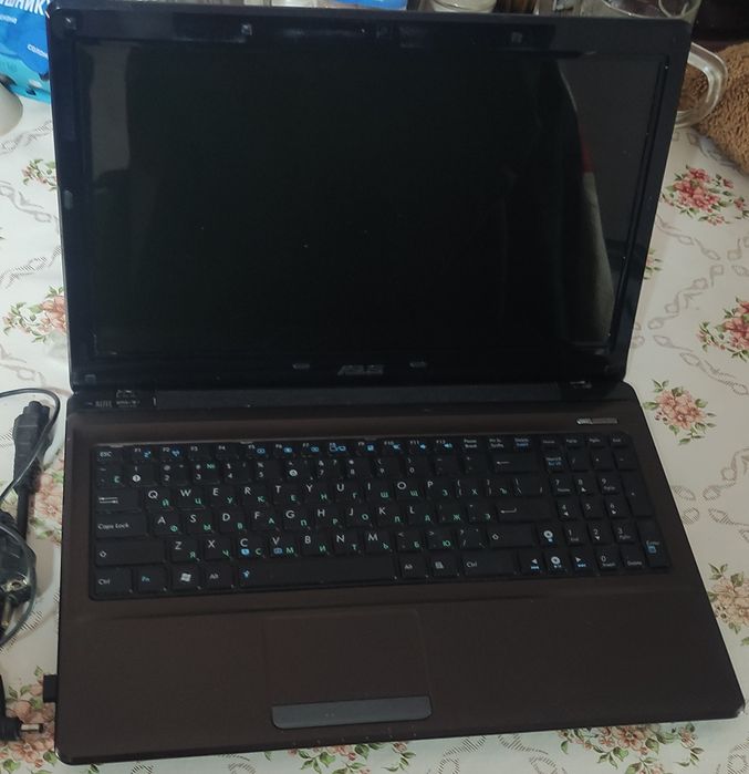 Ноутбук Asus X52N