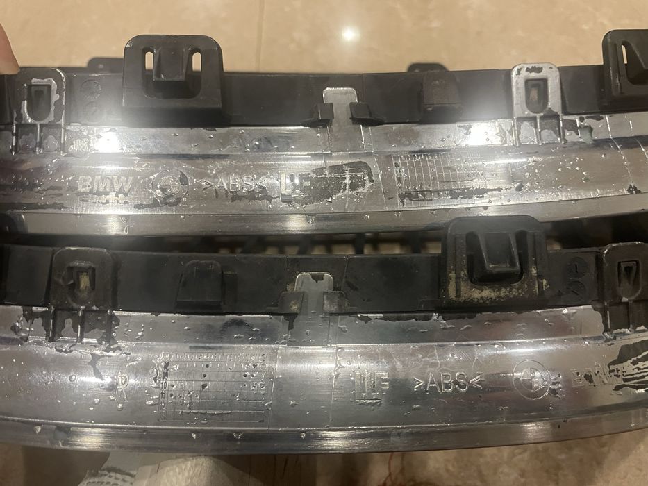 Grelhas originais BMW Série 3 E91 2011 – bom estado