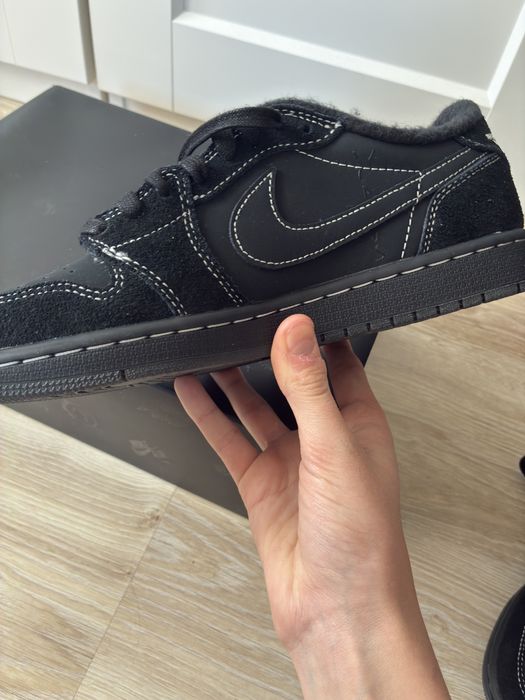 Air jordan 1 low travis scott black phantom