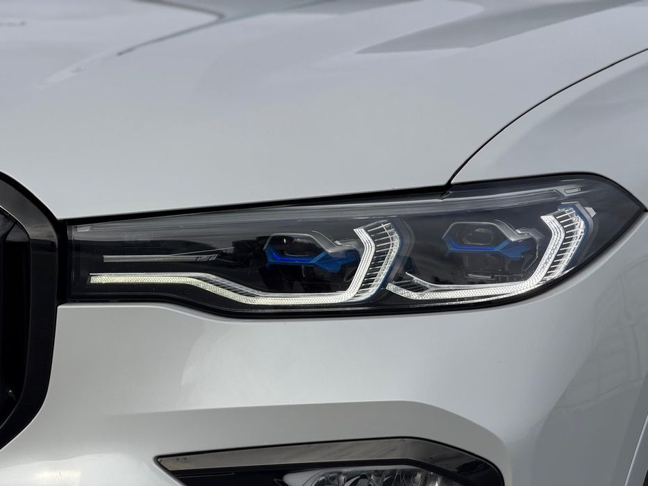BMW X7 BMW X7 M50d