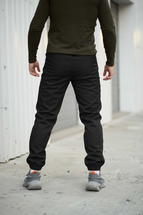 Штани чоловічі теплі на флісі софтшел чорні